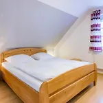 Haus Wilhelmine Whg Og דירה *